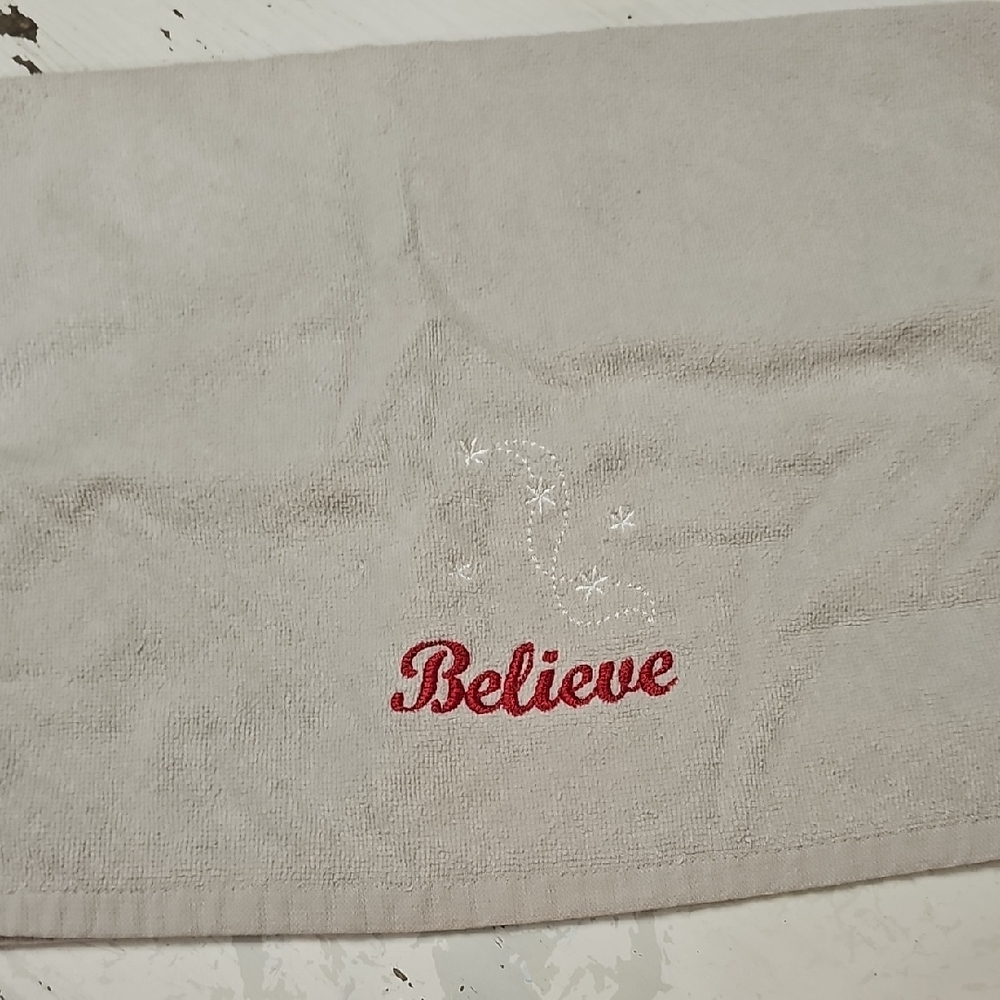Believe Hand Towel Gray White Red